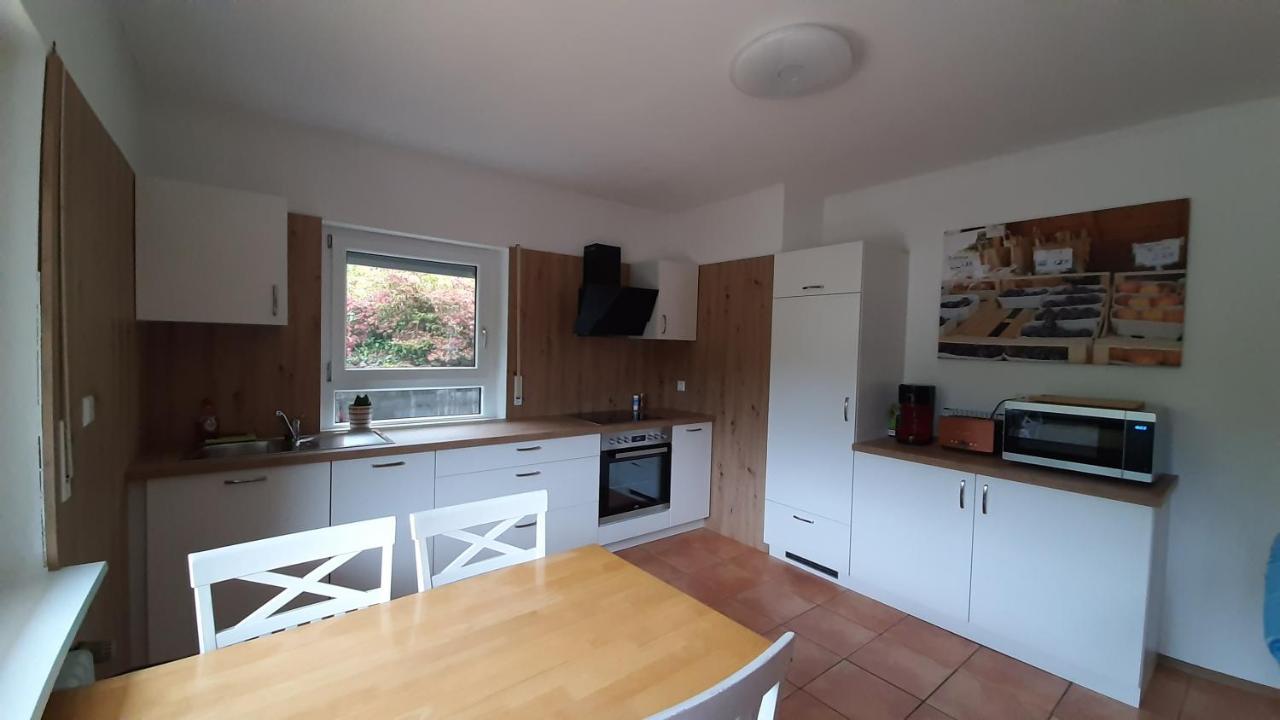 Steepleview House, Schwarzwaldblick Apartment - Spacious & Peaceful باد بيترستال غريسب المظهر الخارجي الصورة