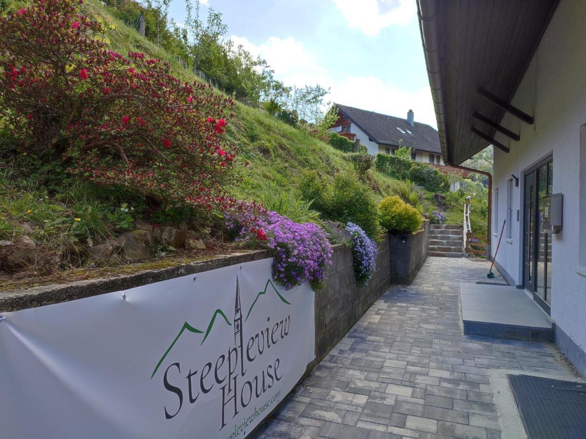 Steepleview House, Schwarzwaldblick Apartment - Spacious & Peaceful باد بيترستال غريسب المظهر الخارجي الصورة